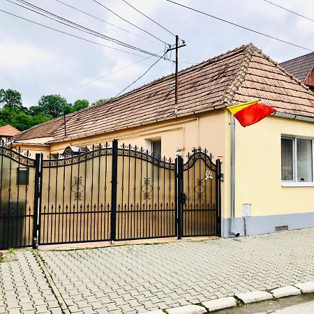 Nice&Cozy Apartament Сигишоара Экстерьер фото